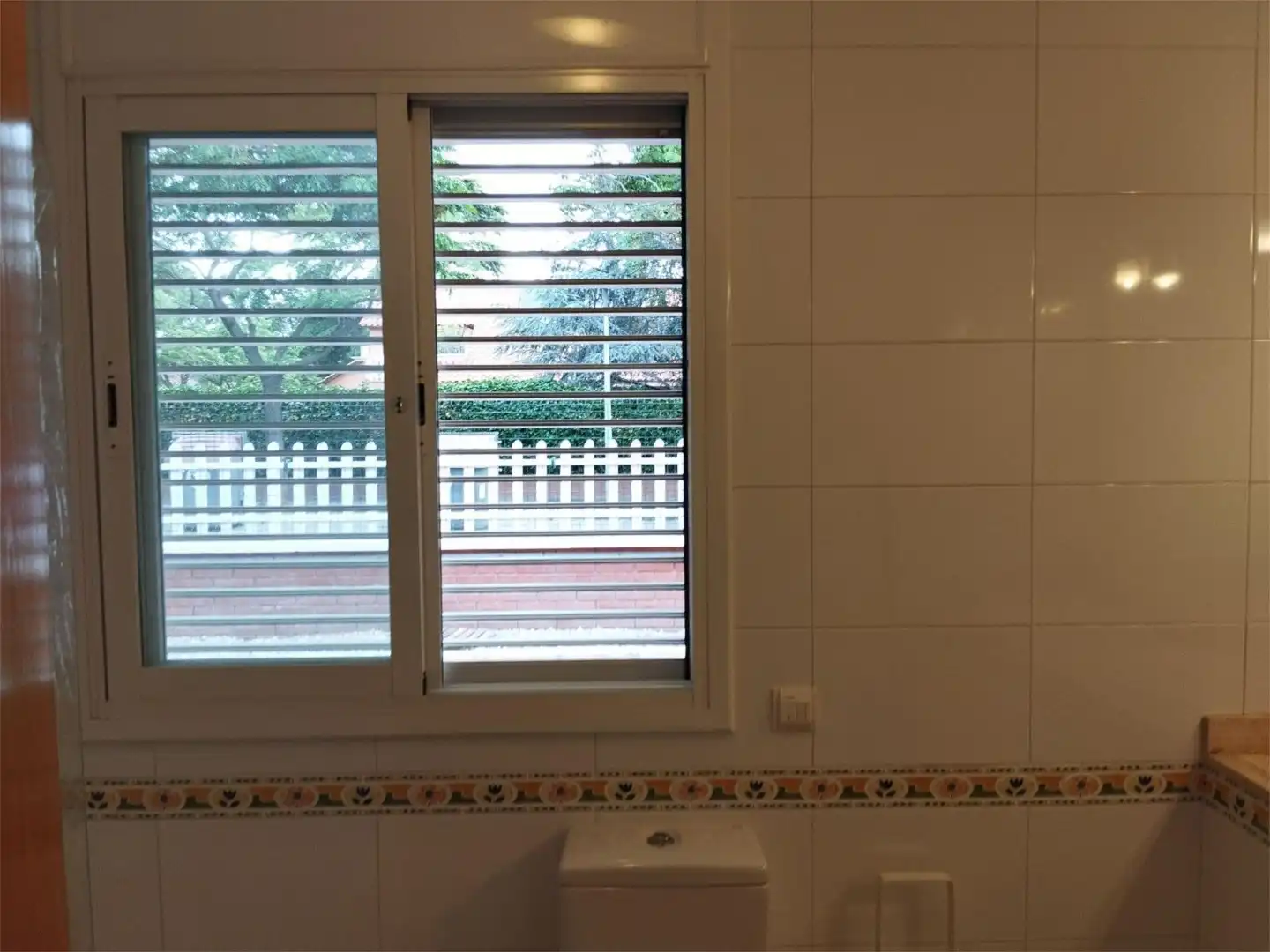 Room in Carrer de Galícia, 35, Mira-sol