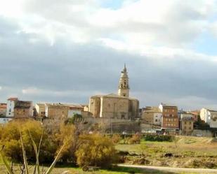 Vista exterior de Pis en venda en Mendavia amb Calefacció, Terrassa i Moblat