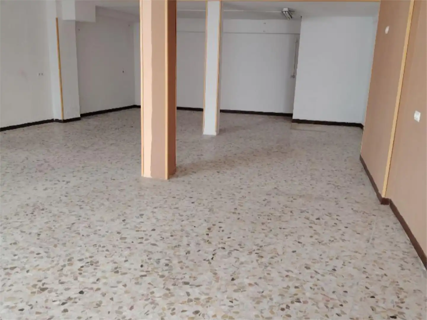Geschaftsraum zur Miete in Calle Nuestra Señora de la Granada, 7, Guillena pueblo Geschaftsraum zur Miete in Guillena