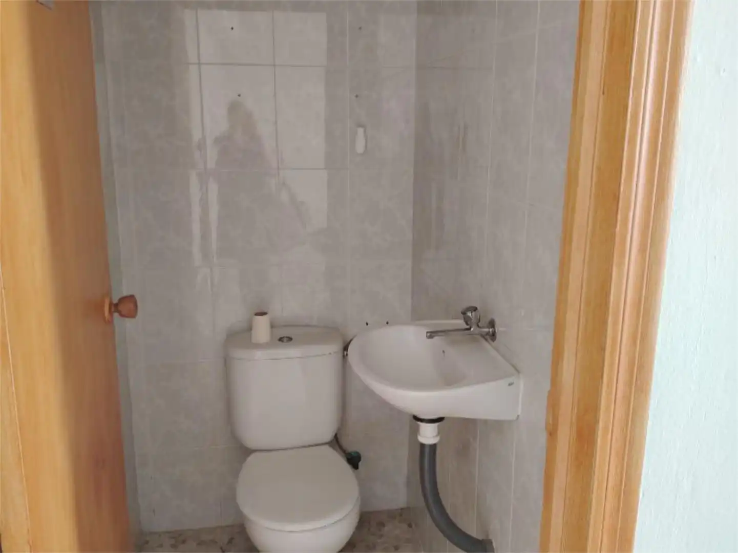 Geschaftsraum zur Miete in Calle Nuestra Señora de la Granada, 7, Guillena pueblo Badezimmer von Geschaftsraum zur Miete in Guillena