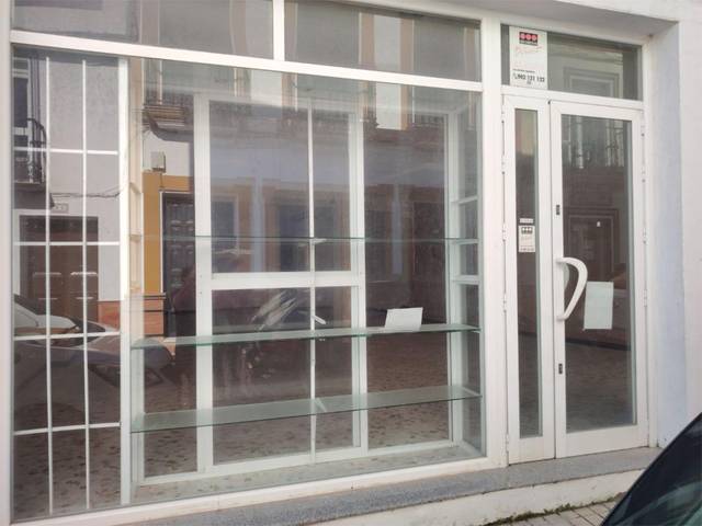 Local comercial en Alquiler en Calle Nuestra Señora de la Granada, 7 en Guillena pueblo