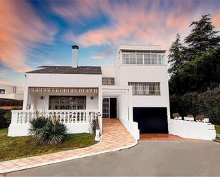 Exterior view of House or chalet for sale in Majadahonda  with Air Conditioner, Terrace and Swimming Pool