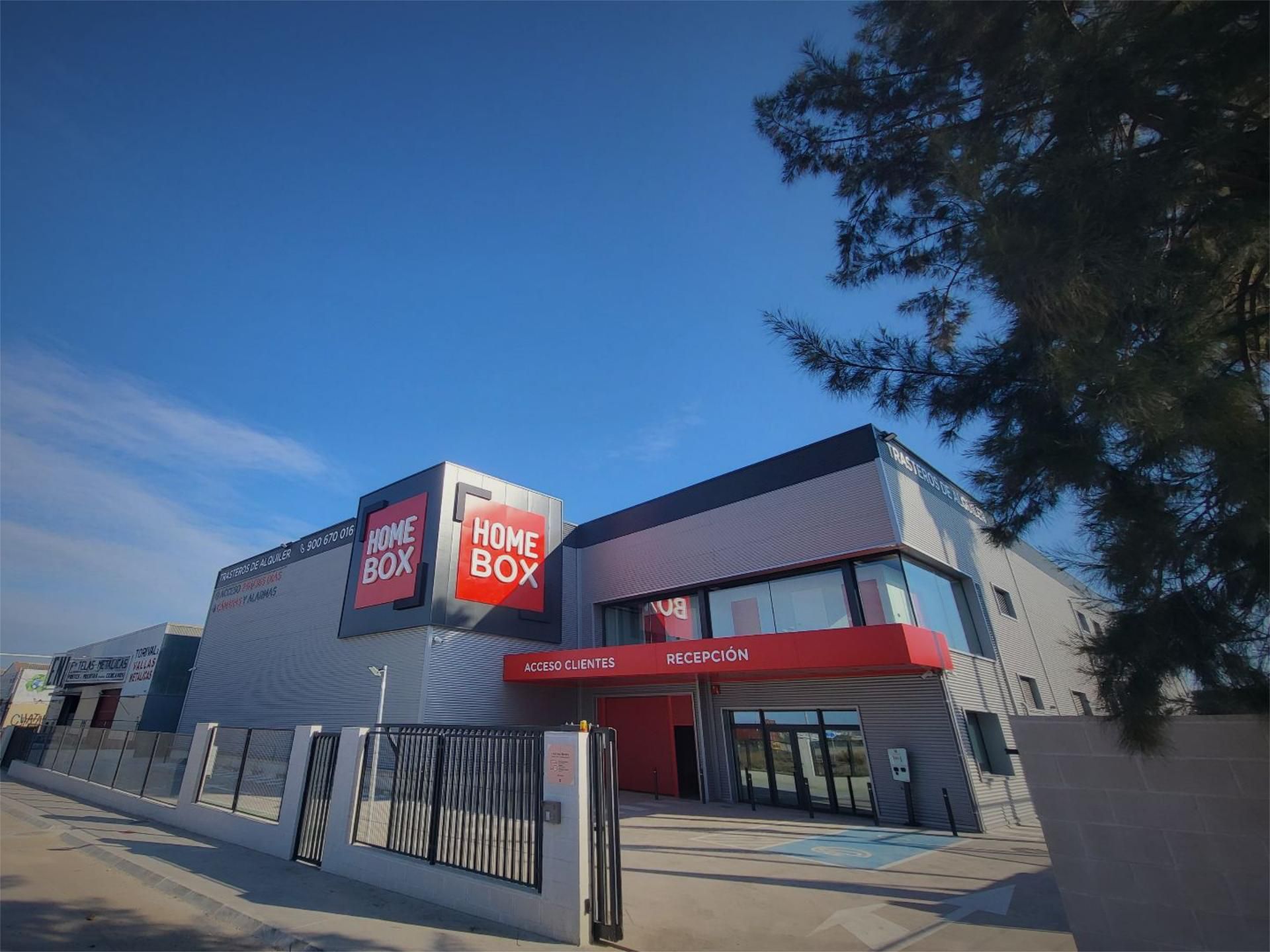 Exterior view of Box room to rent in  Valencia Capital