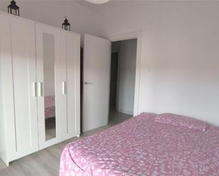 Bedroom of Flat to share in Calahorra  with Heating, Parquet flooring and Terrace