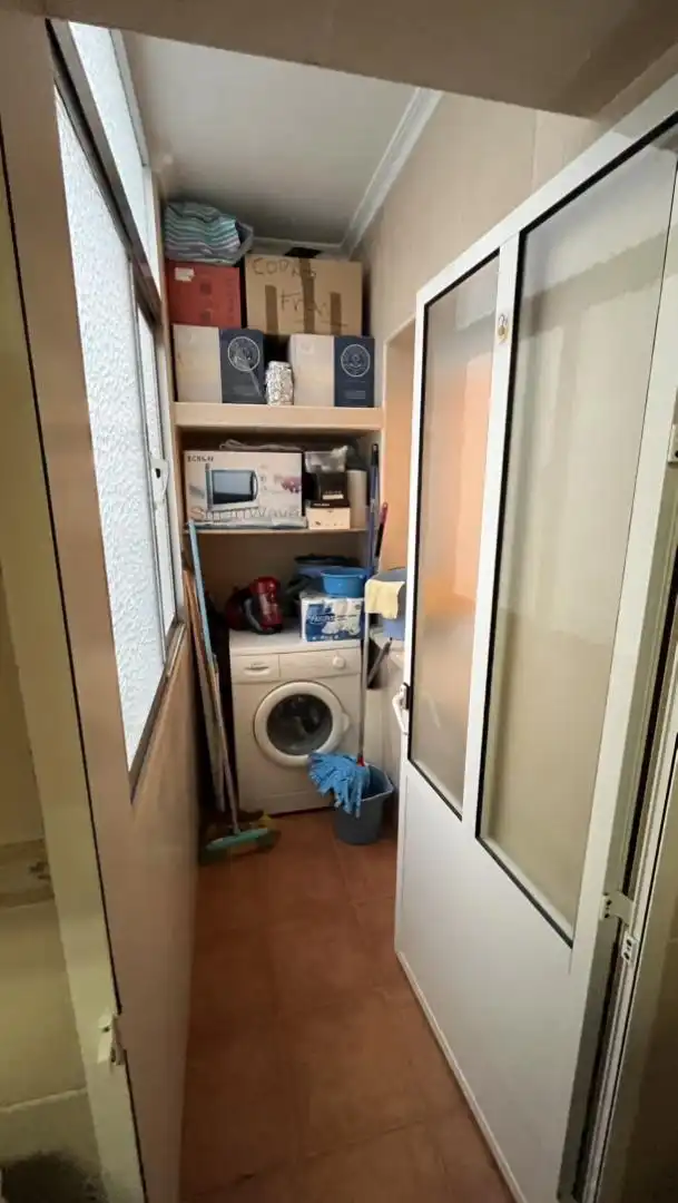 Wohnung zum Verkauf in Calle Darro, 32, Almodóvar del Campo Badezimmer von Wohnung zum Verkauf in Almodóvar del Campo mit Heizung, Ofen und Waschmaschine