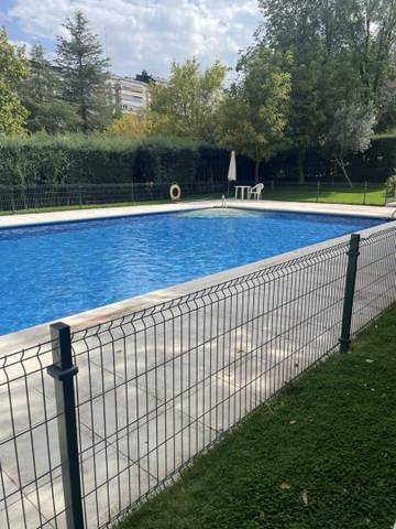 Piso en Alquiler en Calle de Ramón Gómez de la Serna, 28 en Peñagrande