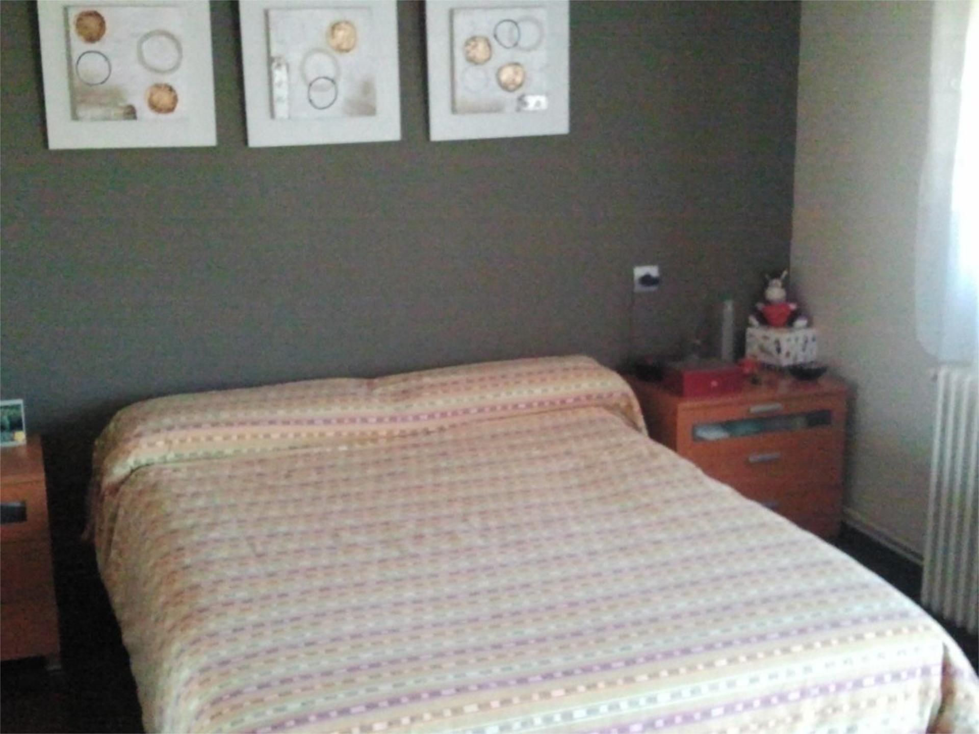 Bedroom of Flat for sale in Bell-lloc d'Urgell  with Air Conditioner, Terrace and Balcony