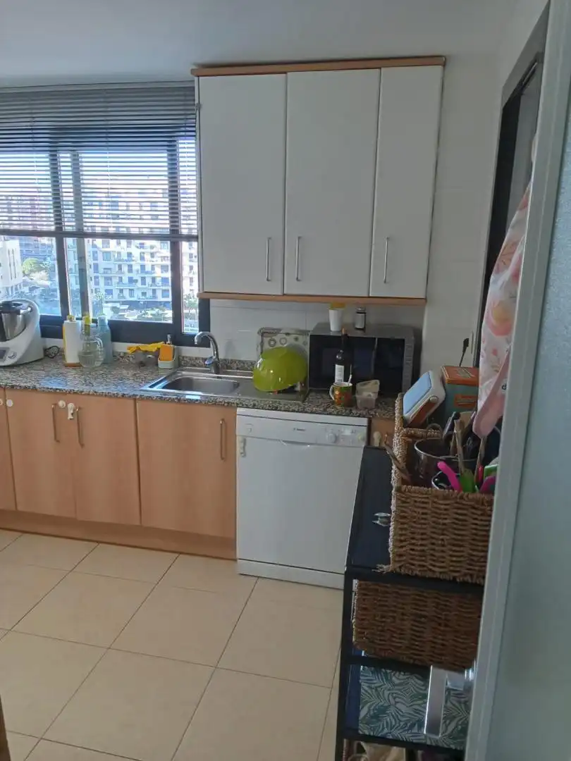 Wohnung zum Verkauf in Carrer Trident, 23, Cabo de las Huertas Küche von Wohnung zum Verkauf in Alicante / Alacant mit Terrasse, Abstellraum und Schwimmbad