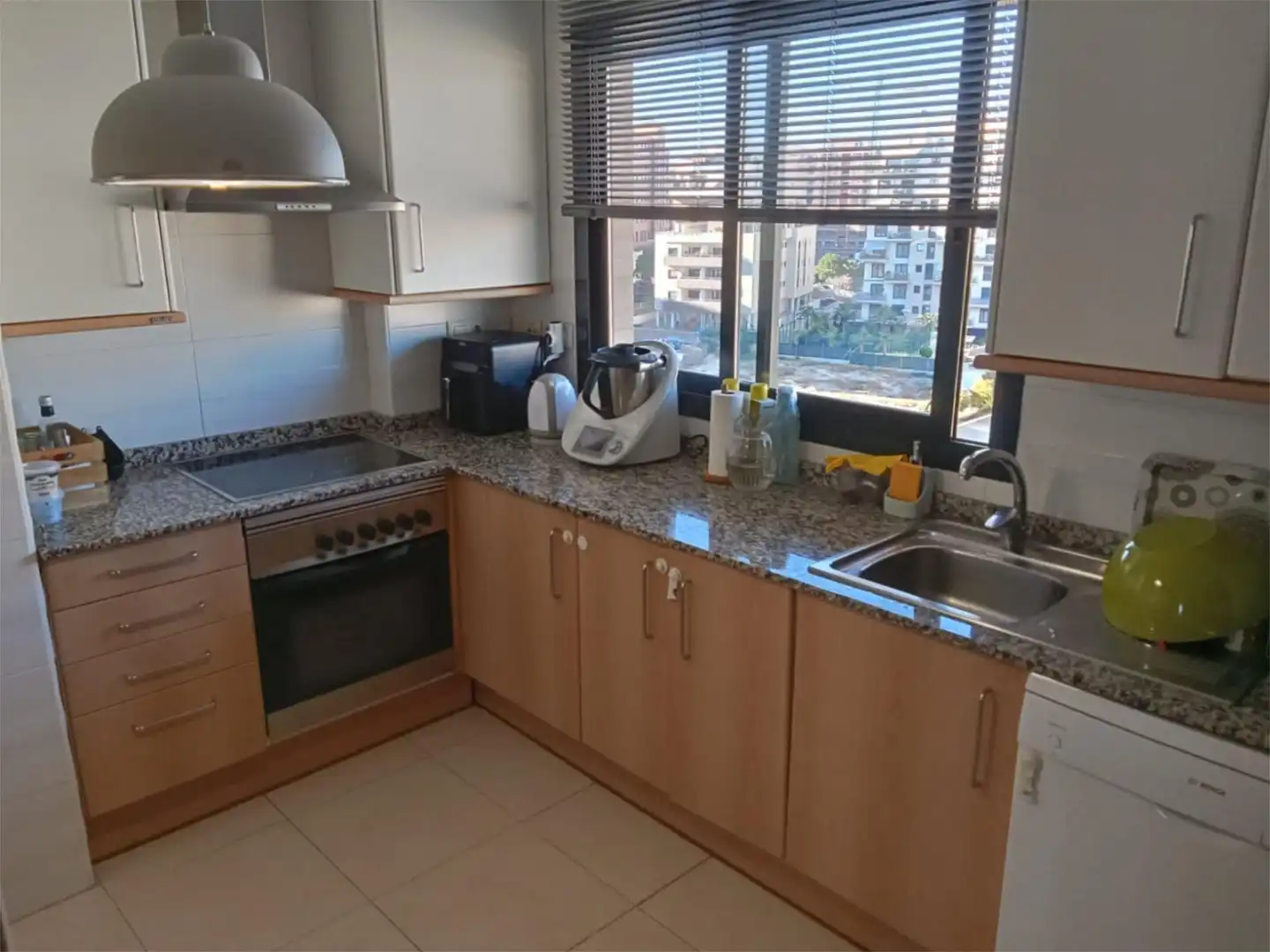 Wohnung zum Verkauf in Carrer Trident, 23, Cabo de las Huertas Küche von Wohnung zum Verkauf in Alicante / Alacant mit Terrasse, Abstellraum und Schwimmbad