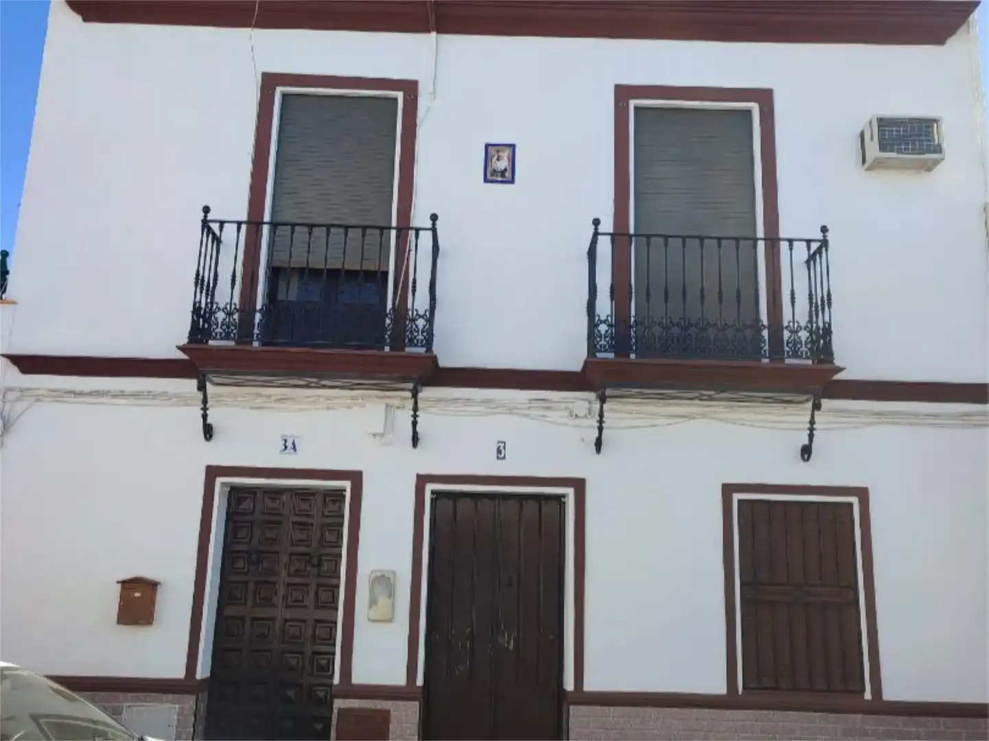 Casa adosada en venta en Calle Nuestra Señora de la Salud, Mairena del Alcor Vista exterior de Casa adosada en venta en Mairena del Alcor con Aire acondicionado, Calefacción y Trastero