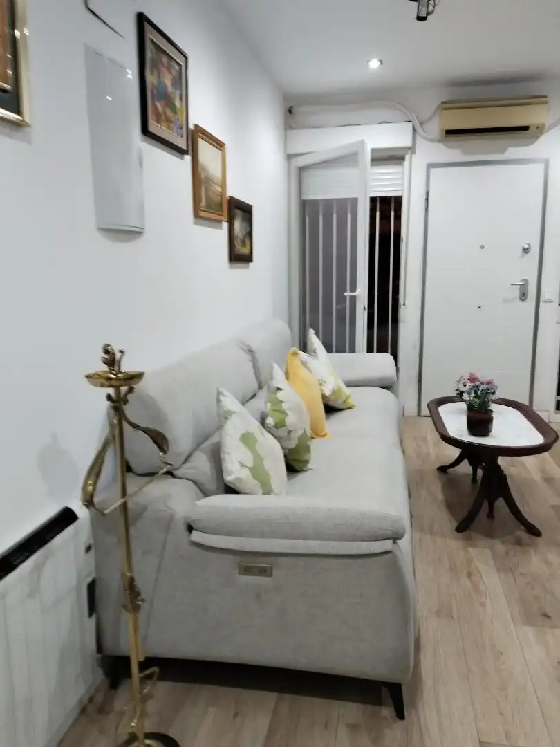 Sala de estar de Local en venta en Madrid con Aire acondicionado