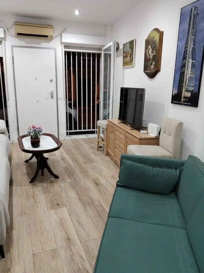 Sala de estar de Local en venta en Madrid con Aire acondicionado