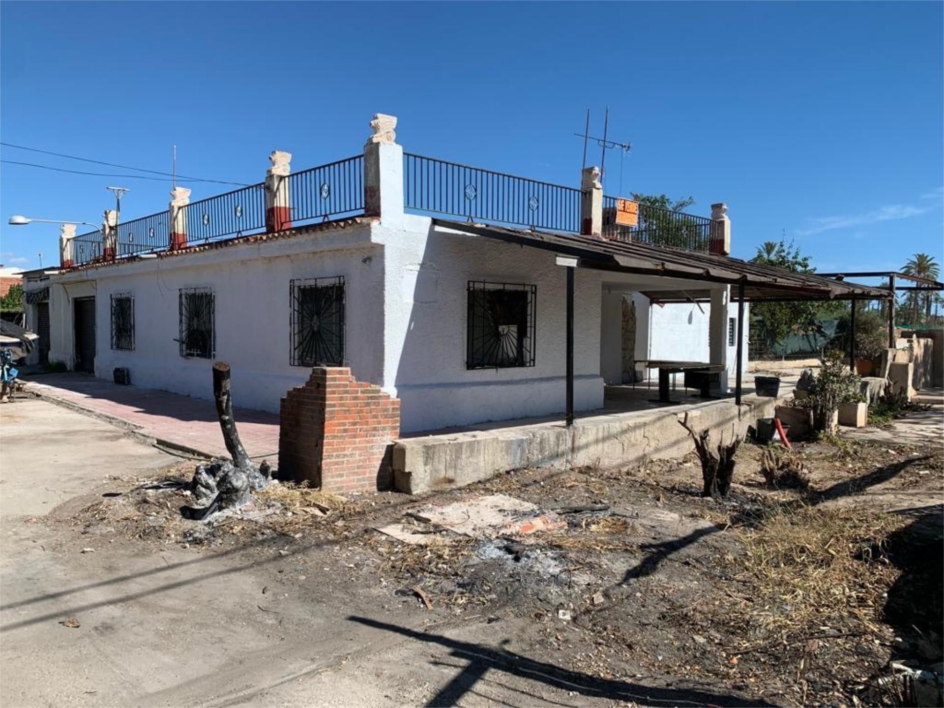 Vista exterior de Casa o xalet en venda en Elche / Elx