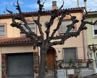 Exterior view of Single-family semi-detached for sale in Sant Andreu de la Barca  with Air Conditioner, Heating and Parquet flooring