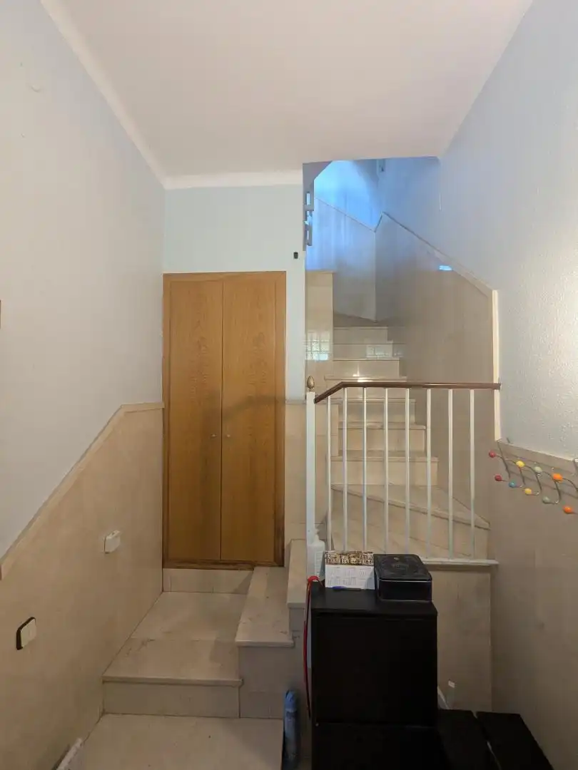 Casa adosada en venta en Centre - Cordelles Casa adosada en venta en Cerdanyola del Vallès con Aire acondicionado y Terraza