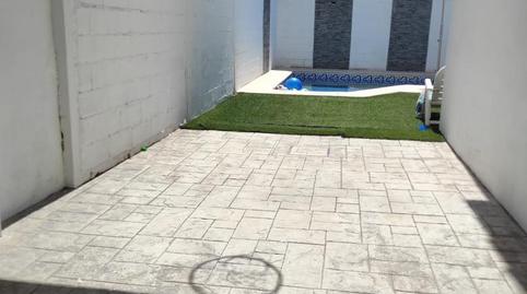 Casa o chalet en venta en Calle Bruselas, 9, Villanueva del Ariscal, Sevilla - imagen 2 Foto 2 de Casa o chalet en venta en Calle Bruselas, 9, Villanueva del Ariscal, Sevilla