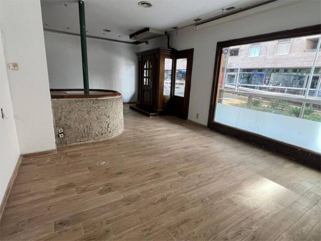 Local comercial en Venta en Residencial Paraíso, 61 en Paseo Sagasta