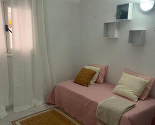 Bedroom of Flat to share in Las Palmas de Gran Canaria  with Furnished, Oven and Washing machine