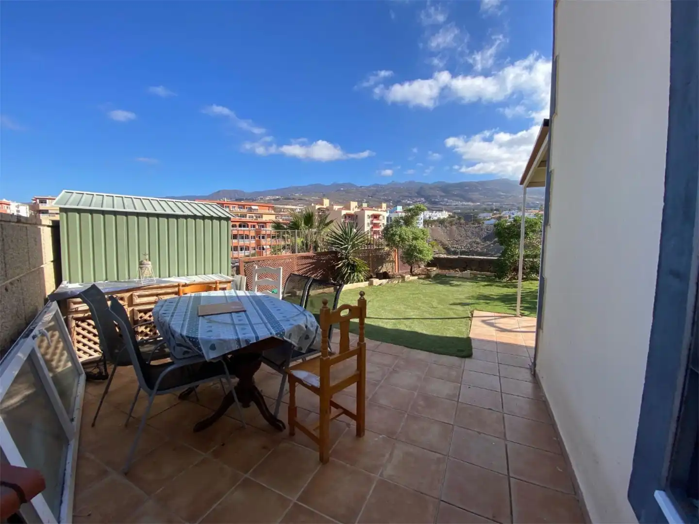 Einfamilien-Reihenhaus zum Verkauf in Urbanizacion Callao Salvaje C, 16, Callao Salvaje - Playa Paraíso Garten von Einfamilien-Reihenhaus zum Verkauf in Adeje mit Privatgarten, Terrasse und Schwimmbad