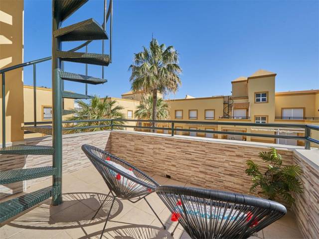 Piso en Alquiler en Urbanización Costa Ballena, 12 en Las Tres Piedras - Costa Ballena