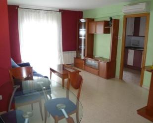 Living room of Flat for sale in El Vendrell  with Air Conditioner, Heating and Furnished