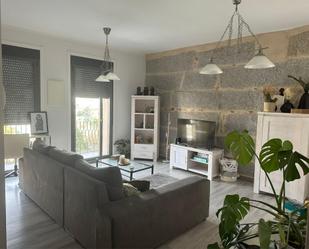 Living room of Flat to rent in Ourense Capital   with Heating, Parquet flooring and Furnished