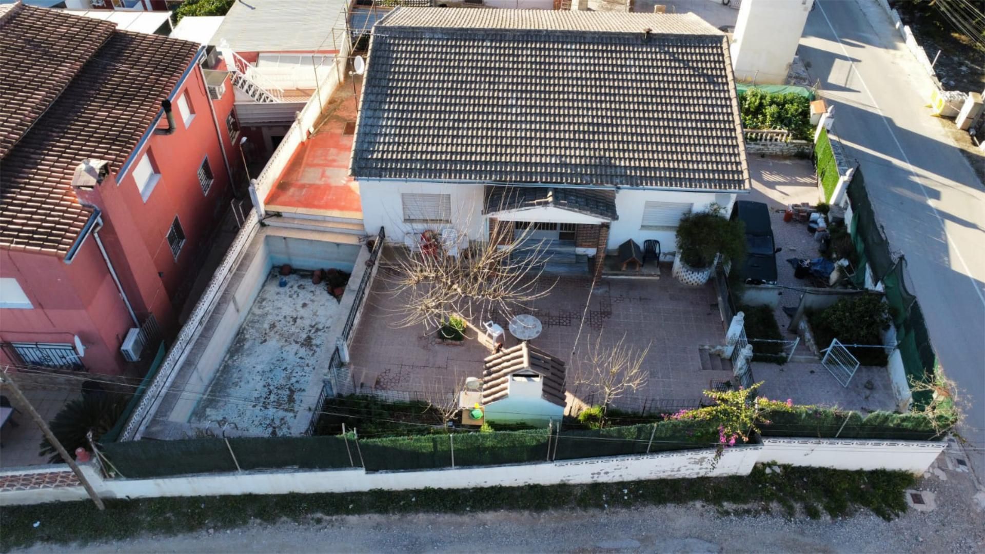 Exterior view of House or chalet for sale in L'Alcúdia de Crespins  with Private garden, Terrace and Storage room