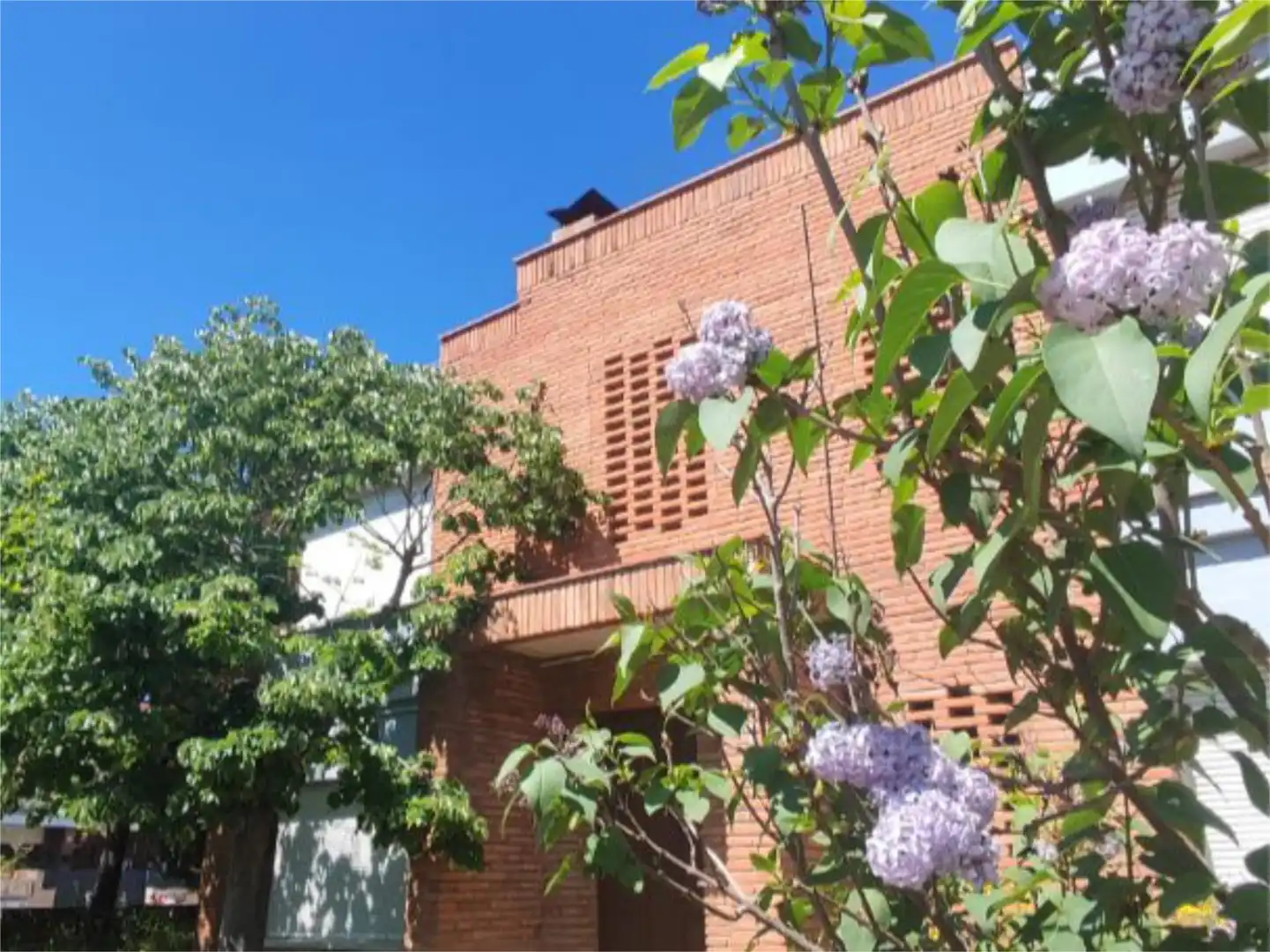 Casa o chalet en venta en Carrer Pintor Fortuny, 5, La Plana Vista exterior de Casa o chalet en venta en Esparreguera con Calefacción, Jardín privado y Balcón