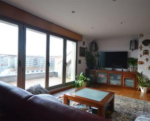 Living room of Flat for sale in A Coruña Capital   with Heating, Parquet flooring and Terrace