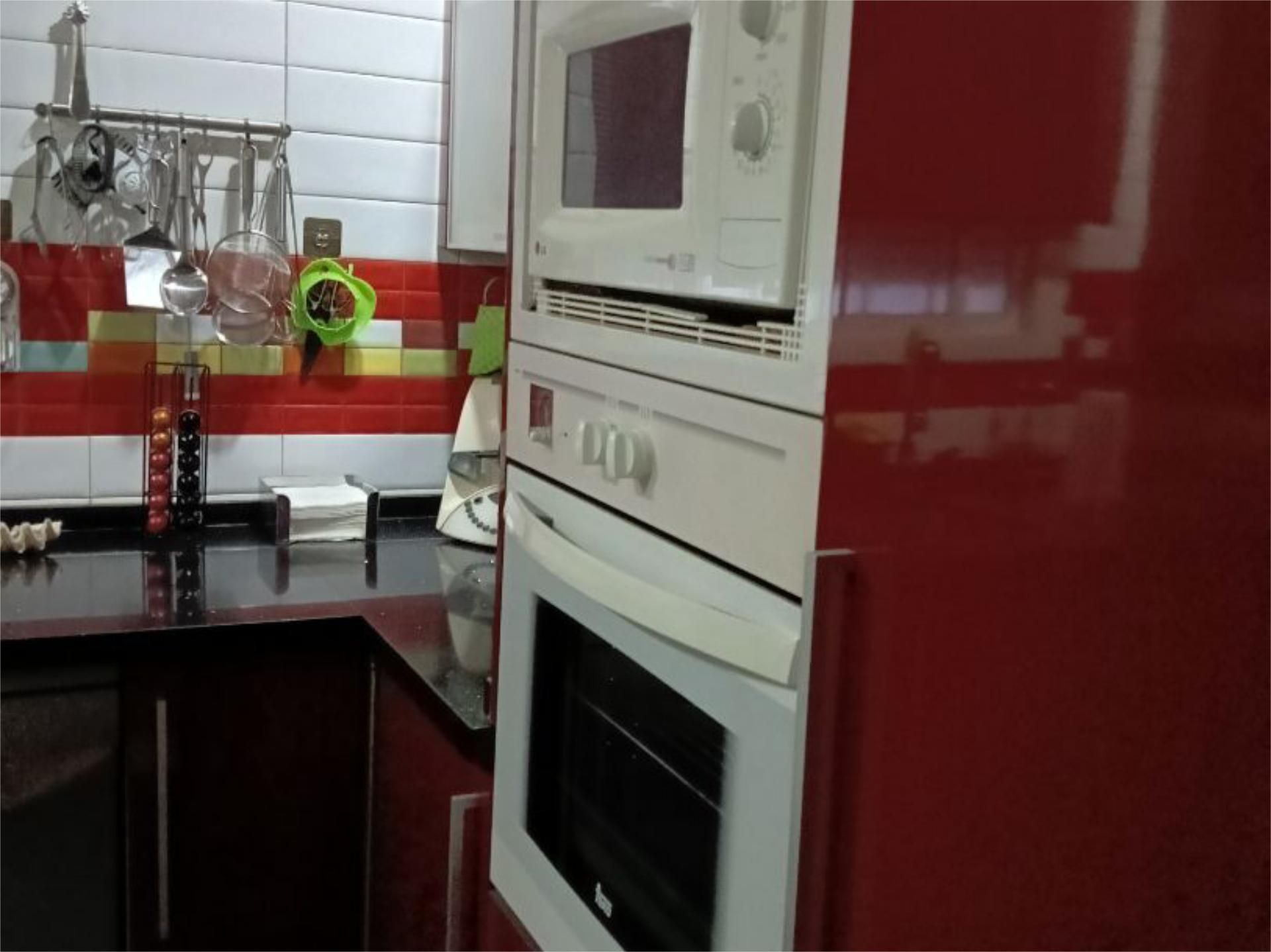 Kitchen of Flat for sale in  Sevilla Capital  with Air Conditioner, Terrace and Balcony