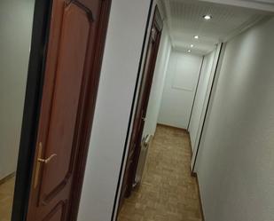 Flat to rent in Calle del Monasterio de Siresa, 26, Las Fuentes