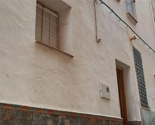 Vista exterior de Casa adosada en venda en Lucena del Cid amb Terrassa i Balcó