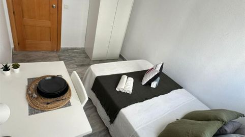 Room in Calle Cristo de la Sed, 62, Barrio del Nervión, Sevilla Capital - image 3 Photo 3 of Room in Calle Cristo de la Sed, 62, Barrio del Nervión, Sevilla Capital