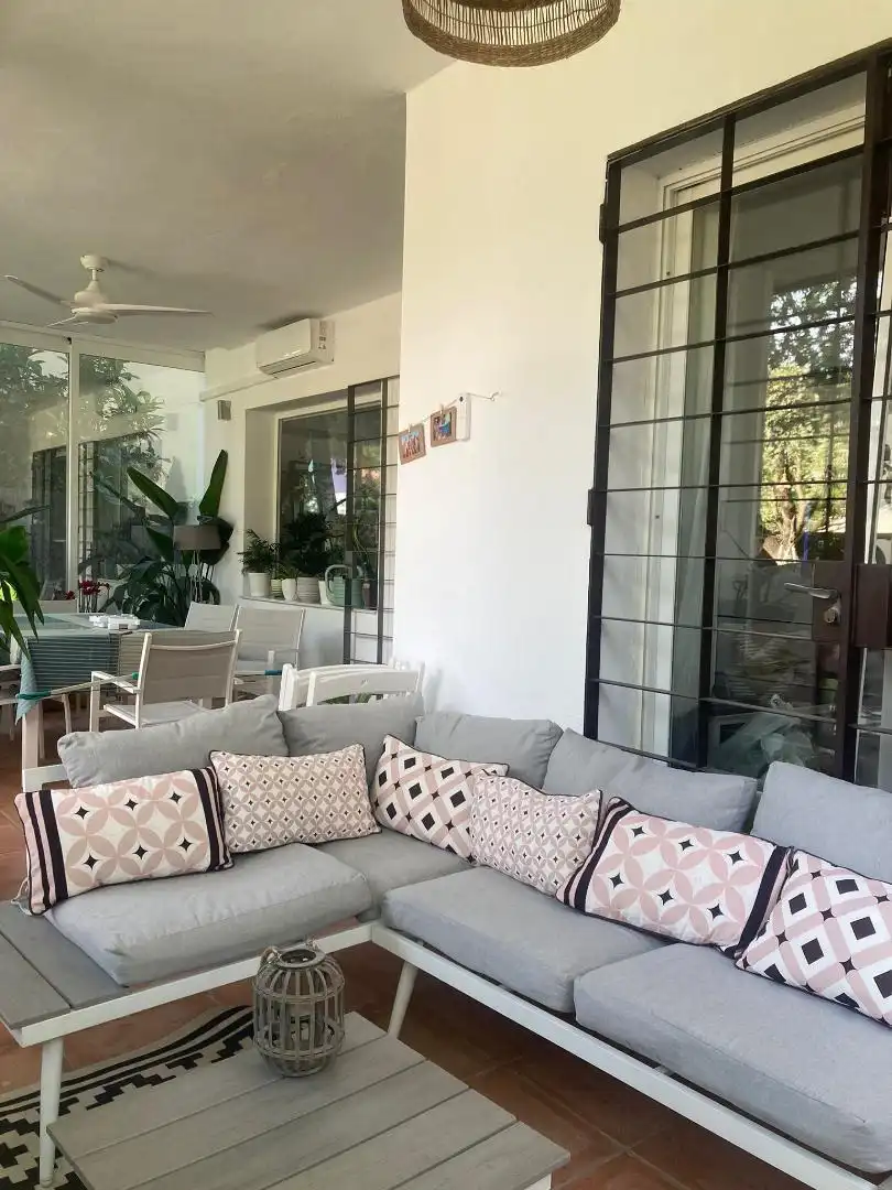 Casa o chalet en venta en Avenida Pinar de la Juliana, 36, Bollullos de la Mitación Terraza de Casa o chalet en venta en Bollullos de la Mitación con Aire acondicionado, Terraza y Piscina