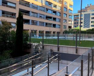 Exterior view of Flat to rent in  Madrid Capital  with Air Conditioner, Heating and Private garden