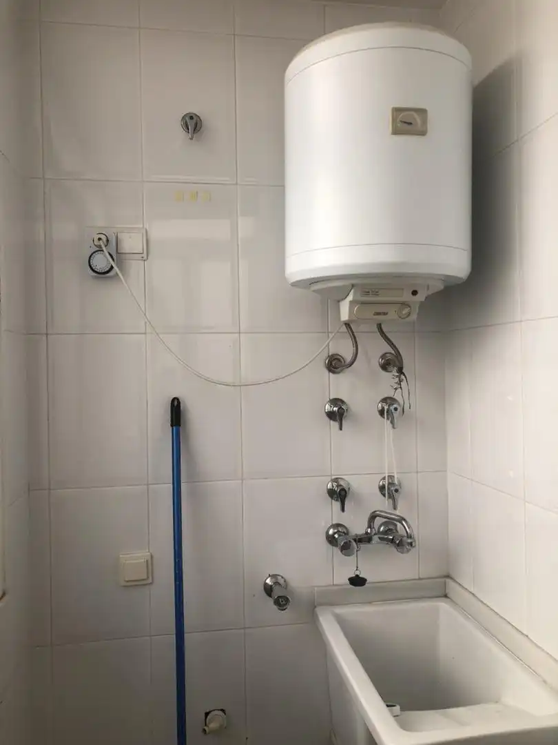 Piso en venta en Calle Aragón, 5, Berja Baño de Piso en venta en Berja con Aire acondicionado, Calefacción y Amueblado