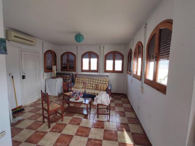 Piso en Venta en Calle Esquinas De Jesús, 7 en Montefrío