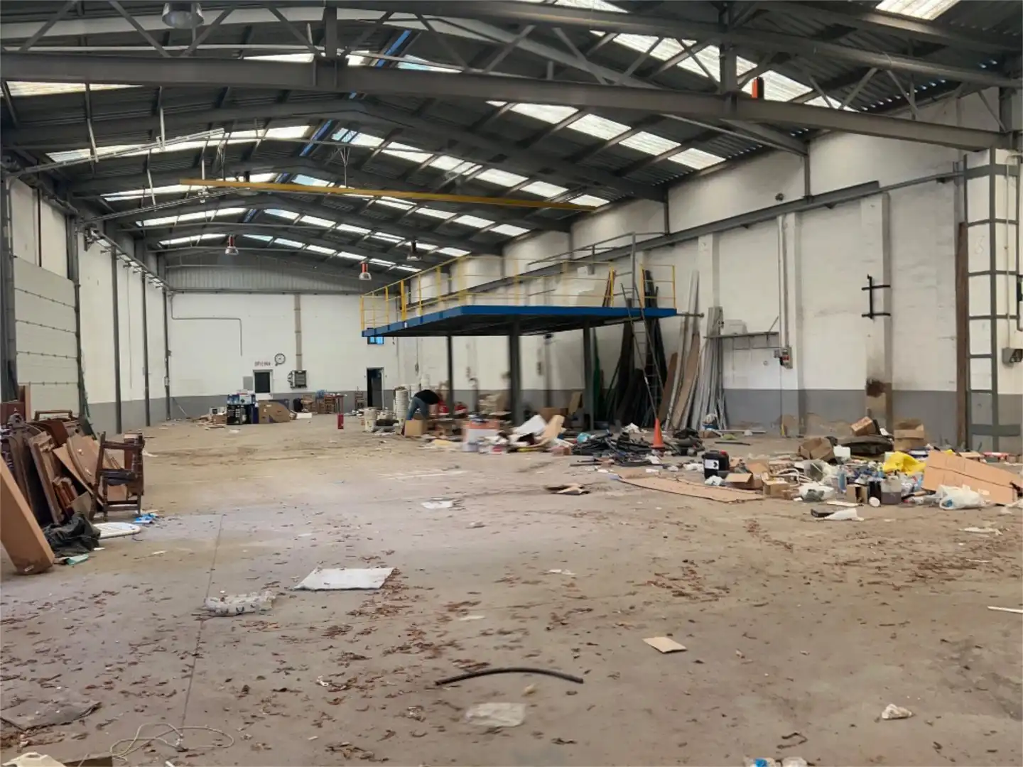Fabrikhallen zum Verkauf in Carrer del Comte d'Oliva, 20, Oliva pueblo Fabrikhallen zum Verkauf in Oliva mit Klimaanlage und Heizung