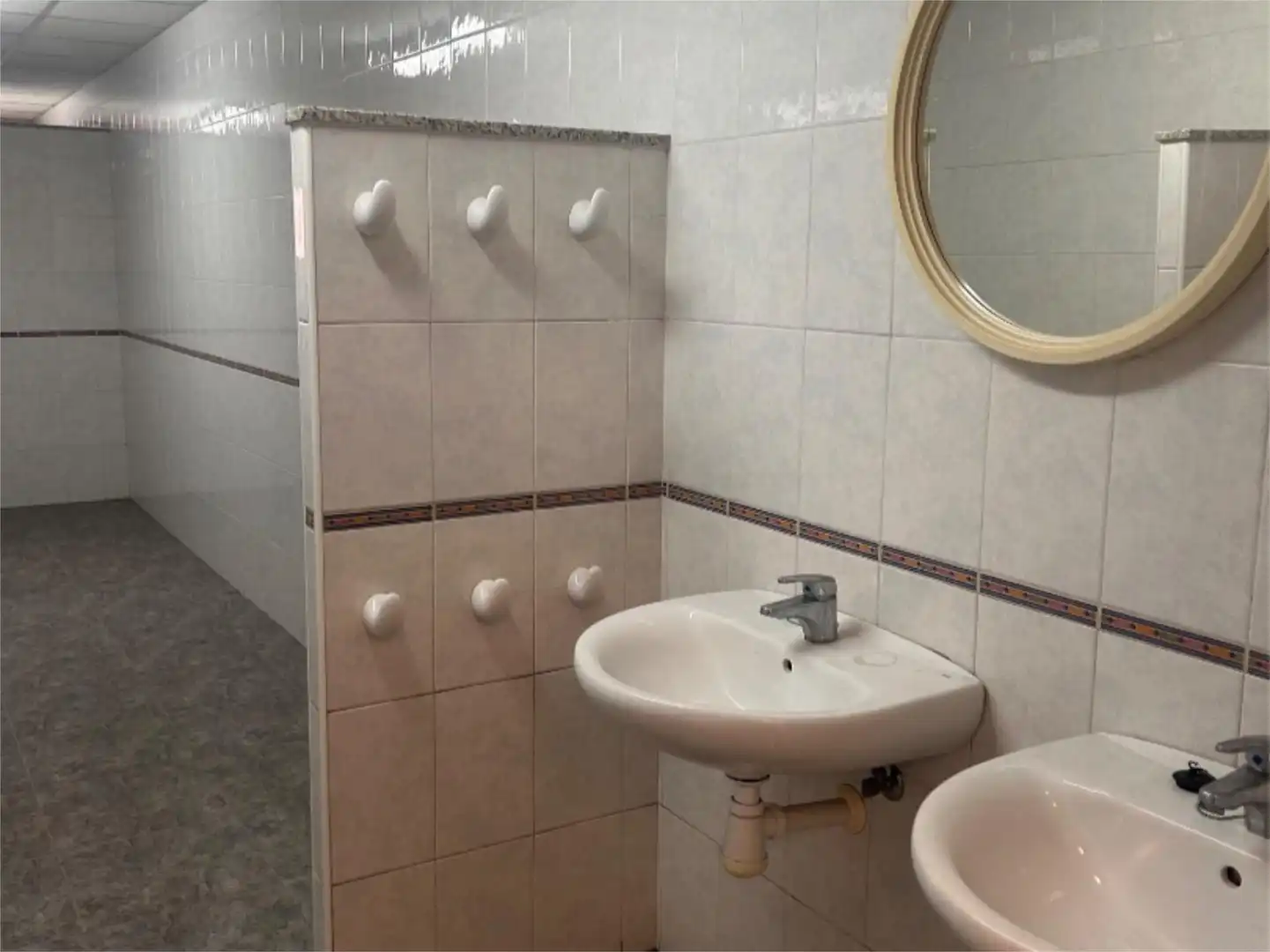 Fabrikhallen zum Verkauf in Carrer del Comte d'Oliva, 20, Oliva pueblo Badezimmer von Fabrikhallen zum Verkauf in Oliva mit Klimaanlage und Heizung
