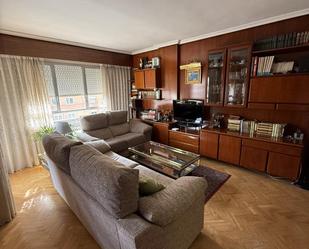 Living room of Flat for sale in  Madrid Capital  with Air Conditioner and Terrace