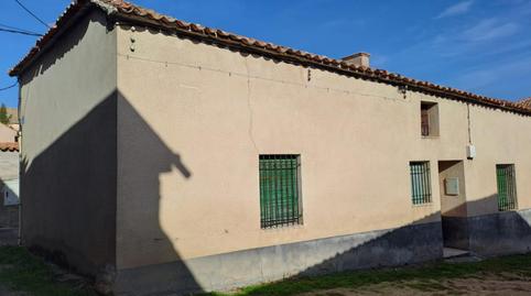 Casa adosada en venda a Calle Eusebio Fuentes, 1, Armuña, Segovia - imatge 2 Foto 2 de Casa adosada en venda a Calle Eusebio Fuentes, 1, Armuña, Segovia