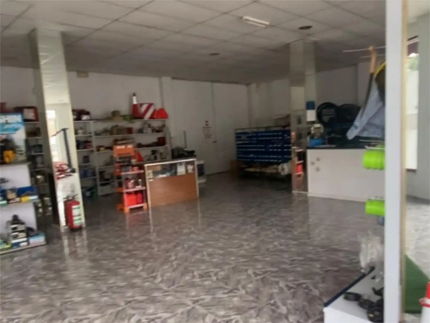 Local de alquiler en Velada
