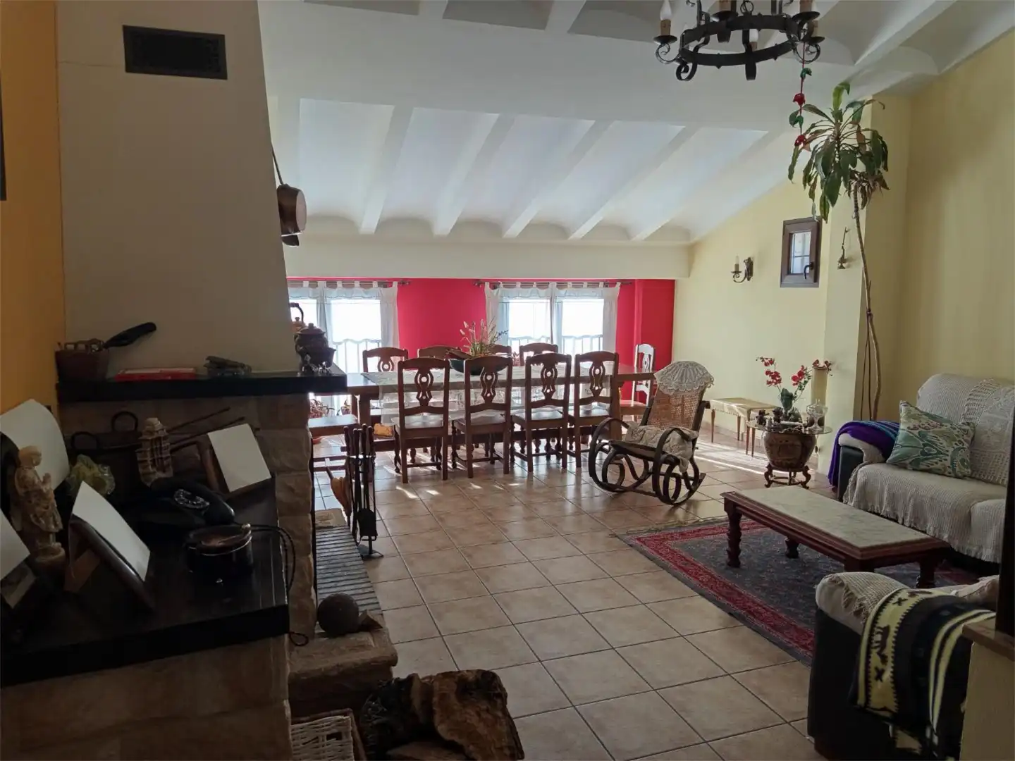 Casa adosada en venda a Calle el Palomar, 23, El Rabal Menjador de Casa adosada en venda en Villena amb Calefacció, Terrassa i Traster