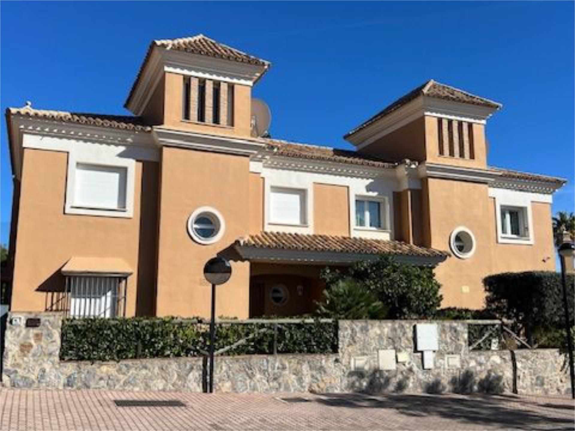 Casa adosada de lloguer a Avenida Santa Clara Golf, 2, Los Monteros