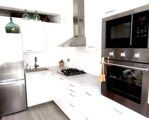 Kitchen of Flat for sale in  Valencia Capital  with Air Conditioner