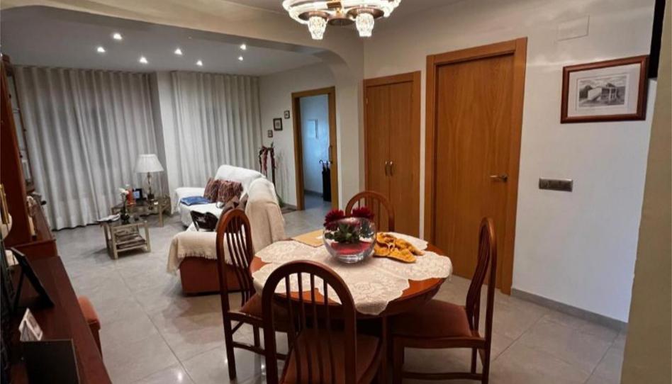 Casa adosada en venda a Passatge del Roser, 15, Flix, Tarragona - imatge 1 Foto 1 de Casa adosada en venda a Passatge del Roser, 15, Flix, Tarragona