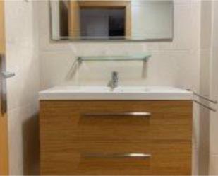 Bathroom of Flat to rent in San Sebastián de los Reyes  with Air Conditioner, Heating and Parquet flooring