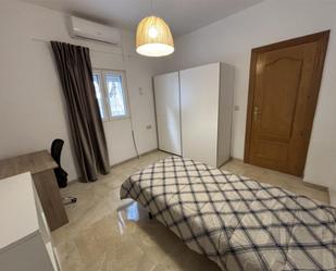 Bedroom of Single-family semi-detached to share in  Almería Capital  with Air Conditioner, Heating and Furnished