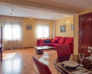 Living room of Flat to rent in  Zaragoza Capital  with Heating, Terrace and Furnished