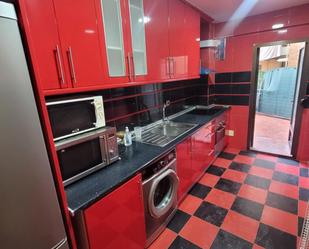 Kitchen of Flat to rent in  Madrid Capital  with Air Conditioner, Heating and Terrace